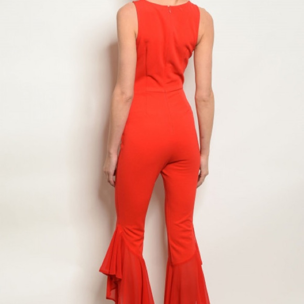 NWT RED ROMPER JUMPSUIT RUFFLE LEGS - Picture 2 of 4